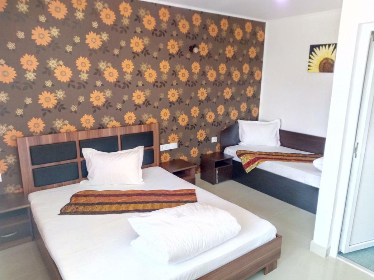 Camere De Inchiriat Carpati ฮูเนโดอารา ภายนอก รูปภาพ